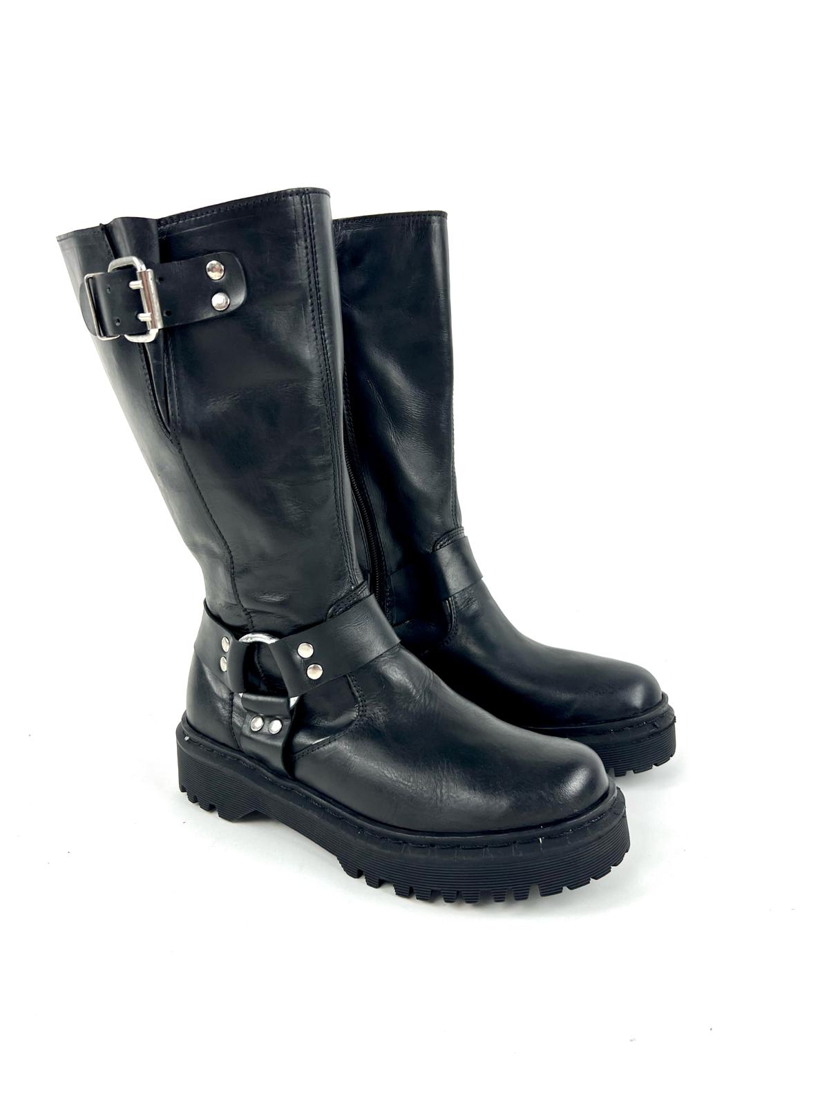 Striker Boots Negro