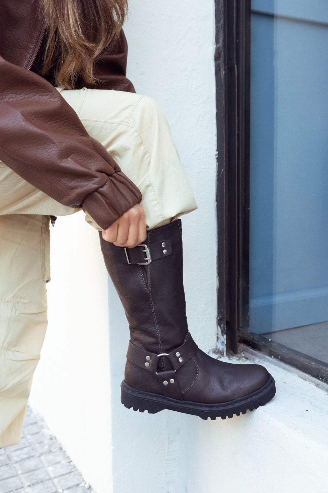 Striker Boots Chocolate